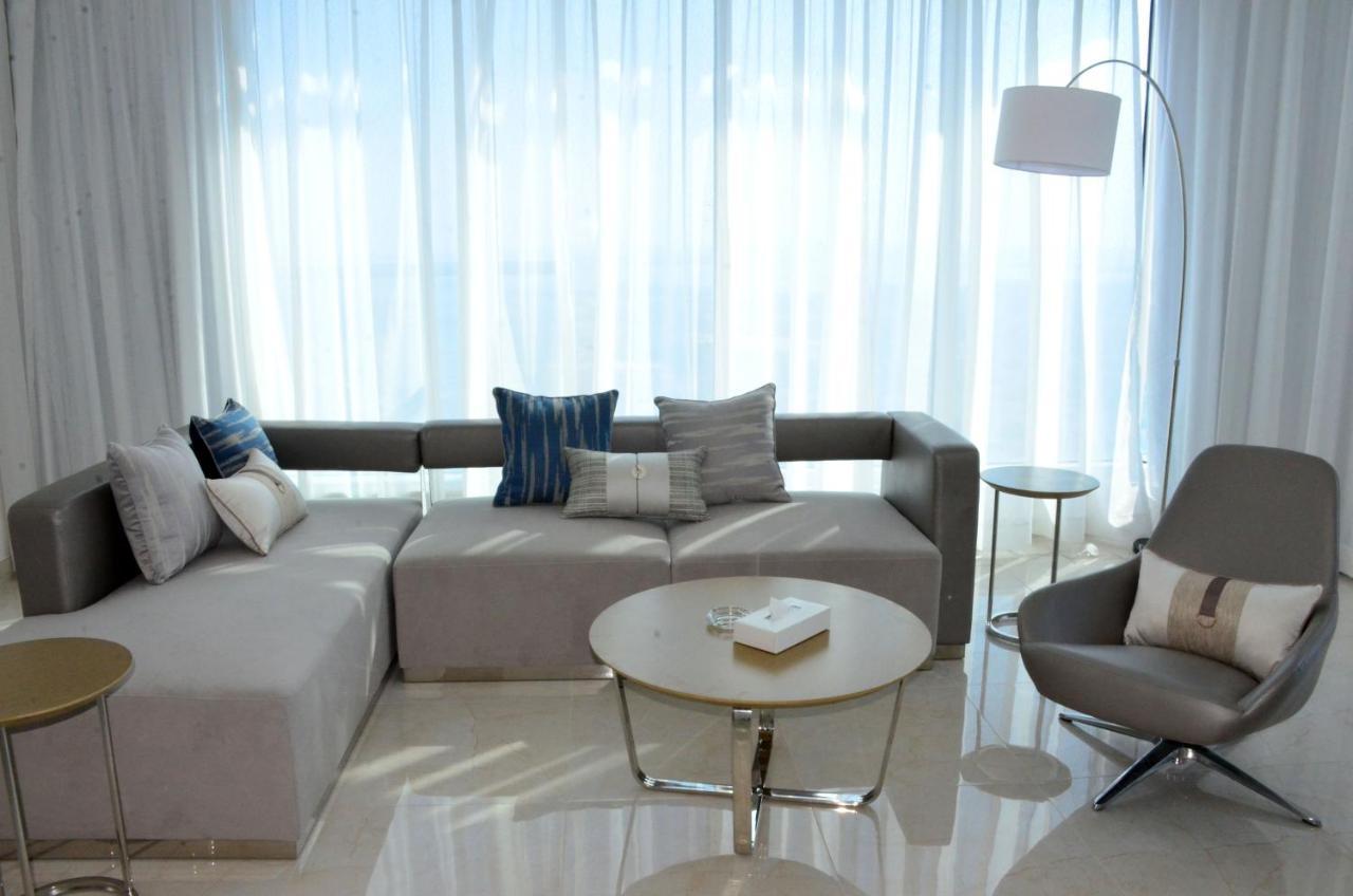 The Lodge Suites Manáma Kültér fotó